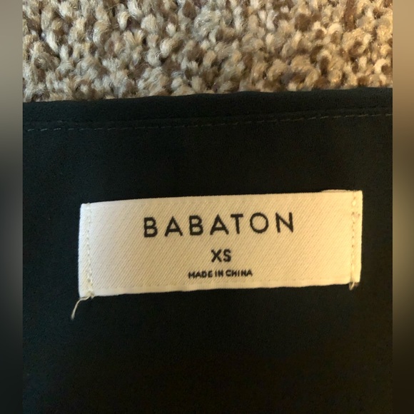 ARITZIA Emerald Green Top - Picture 3 of 4